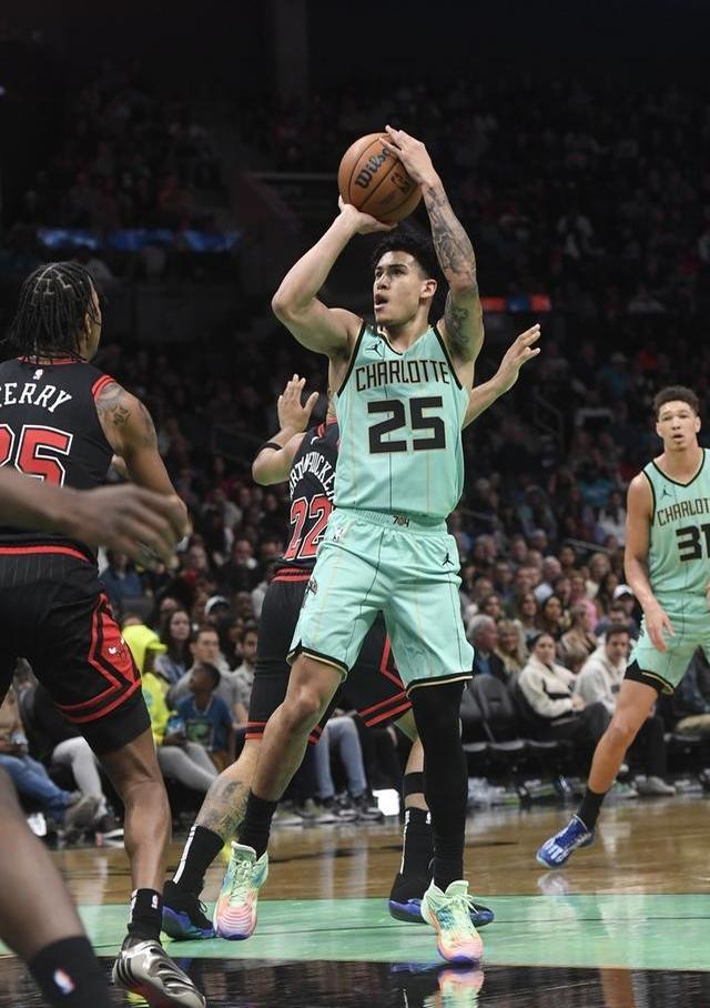 九游体育-包含NBA常规赛赛程吃紧，夏洛特黄蜂关键时刻篮板制胜，态度坚定，纪律约束更严格的词条